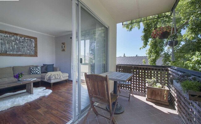 Foto del edificio - 555 Jean St