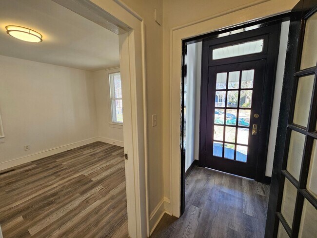 Foto del edificio - 115 E 39th St