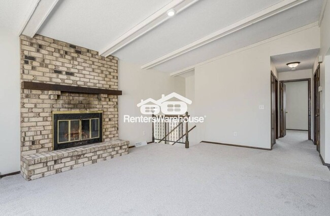 Foto del edificio - 7932 Regent Ave N