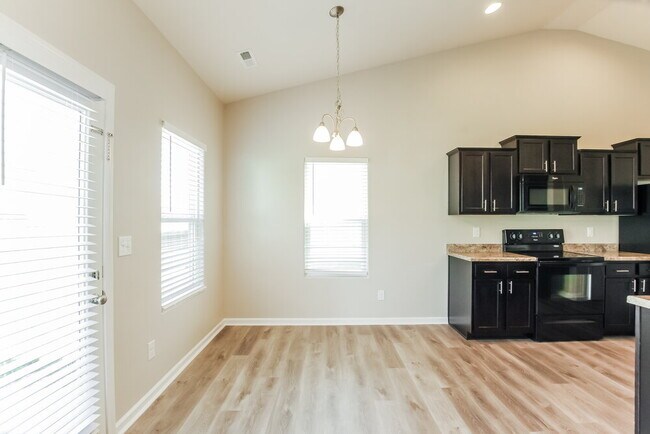Building Photo - 1116 Black Diamond Dr