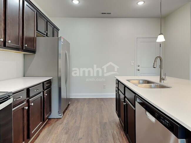 Building Photo - 12204 Golden Farm Ln