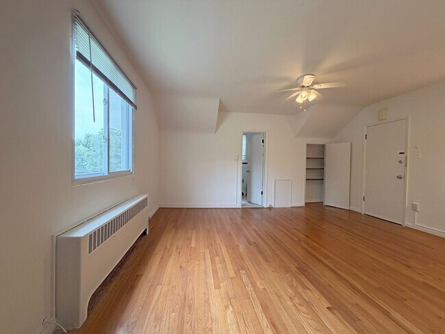Foto del edificio - 5511 Pimlico Rd