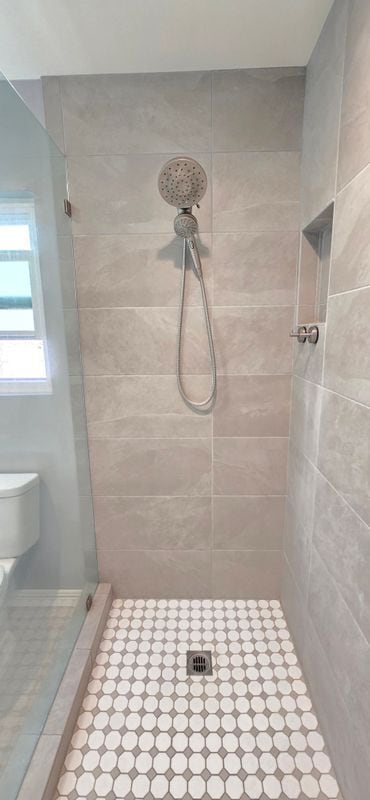 Building Photo - 3244 Hackett Ave