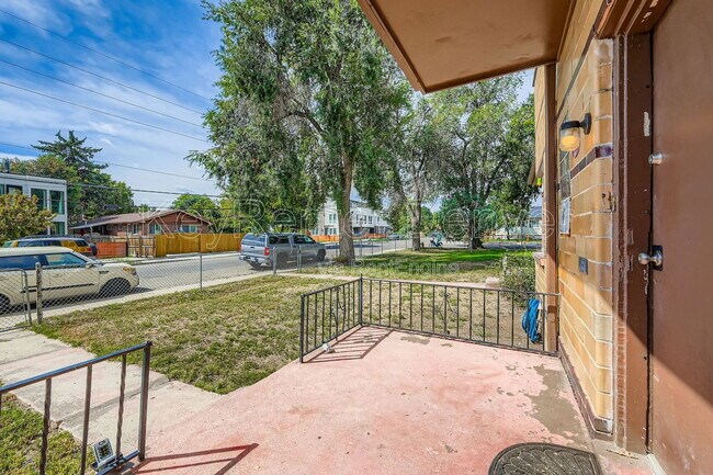 Foto del edificio - 4825 W 14th Ave