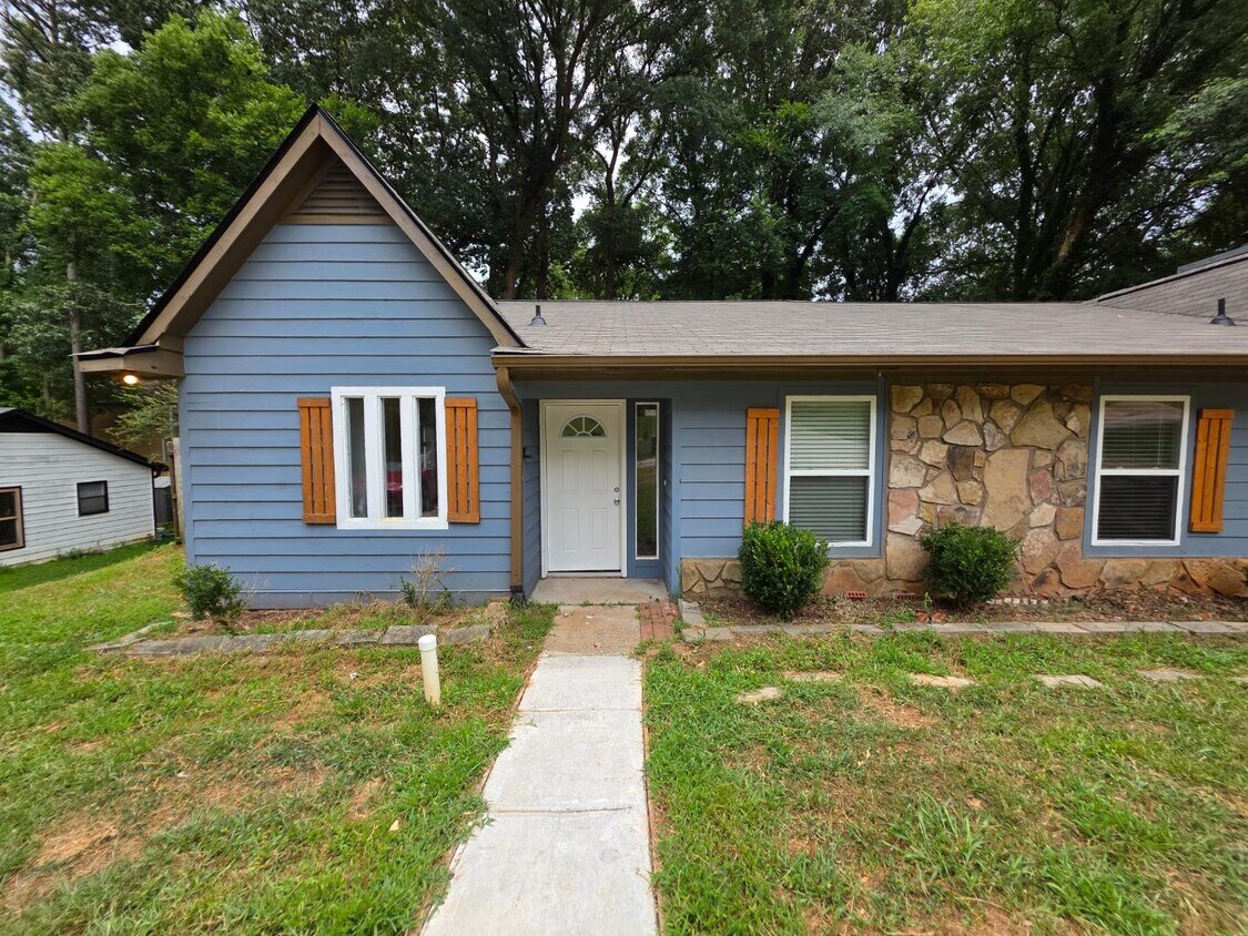 Foto principal - 452 Booth Cir SW