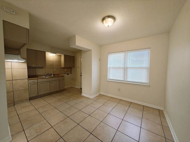 Building Photo - Newly Renovated In Mt Pisgah - Open To Section 8