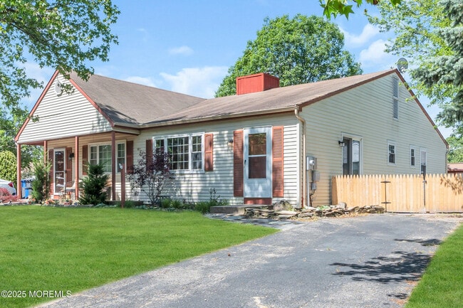 Building Photo - 562 Innkeeper Ln