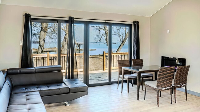 Building Photo - 6010 Rice Lake Scenic Dr