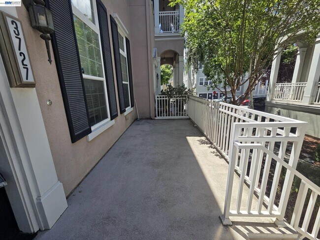 Foto del edificio - 3727 Whitworth Dr