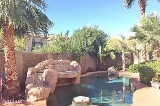 Primary Photo - 4 br, 2.5 bath House - 2747 W Silver Fox Way