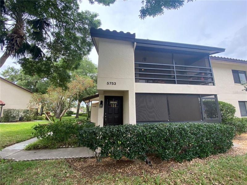 5753 Gardens Dr Unit 201, Sarasota, FL 34243 Condo for Rent in