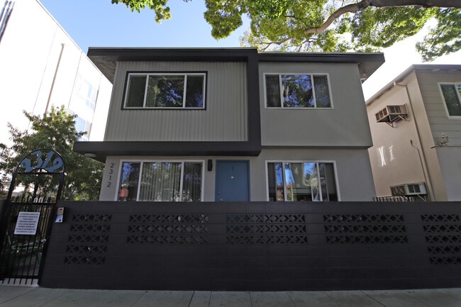 Building Photo - 2312 P St