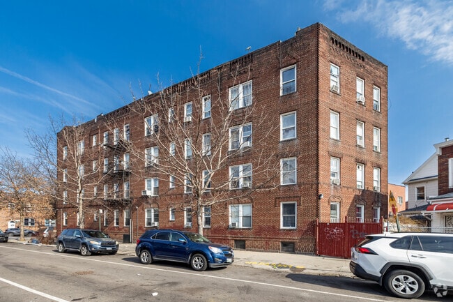 Building Photo - 101-12 46th Ave