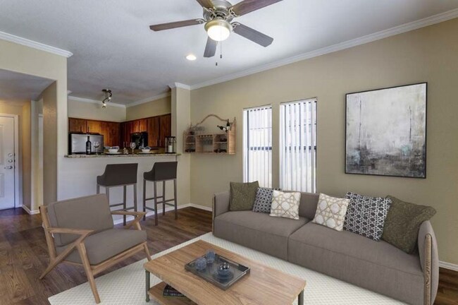 Foto del edificio - 4949 W Pine Blvd