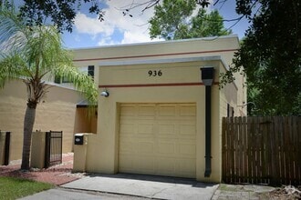 Building Photo - 936 Aragon Ave