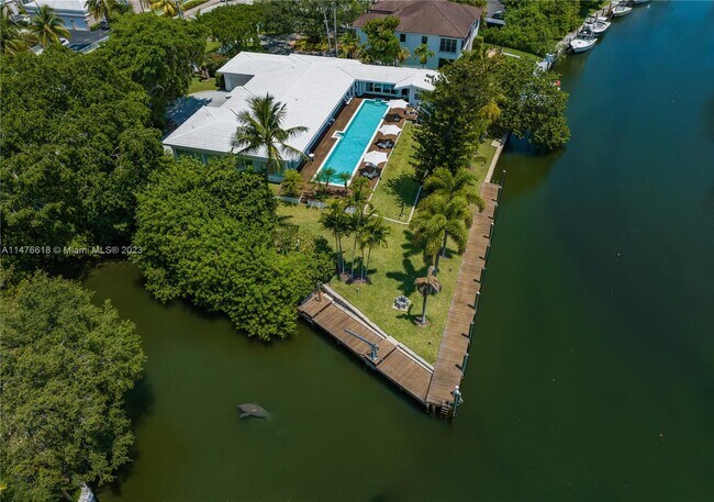 Foto del edificio - 1261 S Alhambra Cir