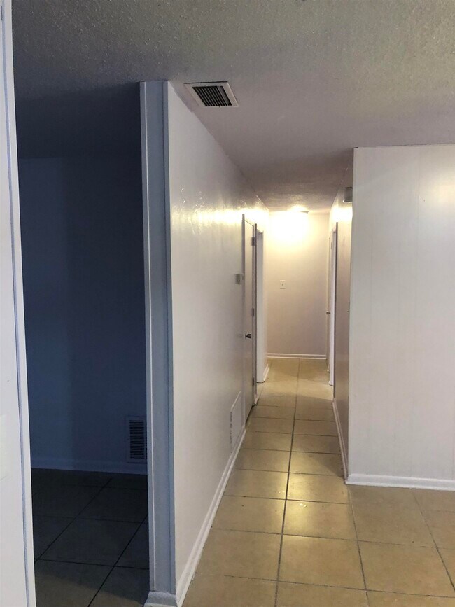 Foto del edificio - 2614 Tupelo Terrace