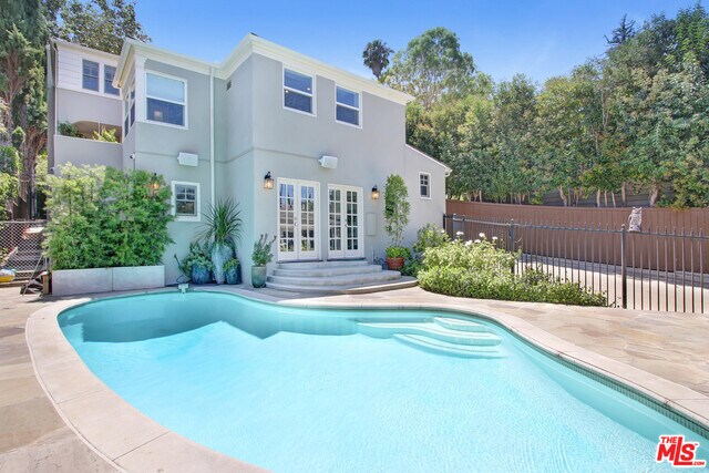 Foto principal - 2405 St George St
