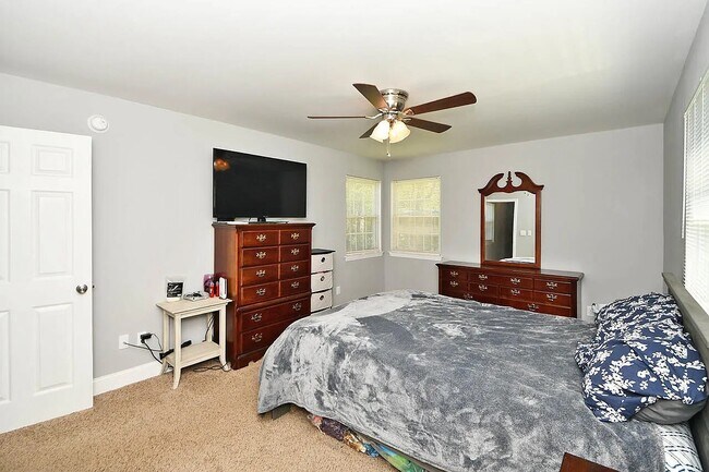 Foto del edificio - 800 S Moore Rd