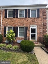 Building Photo - 9253 Bailey Ln