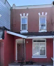 Building Photo - 1002 N 43rd St