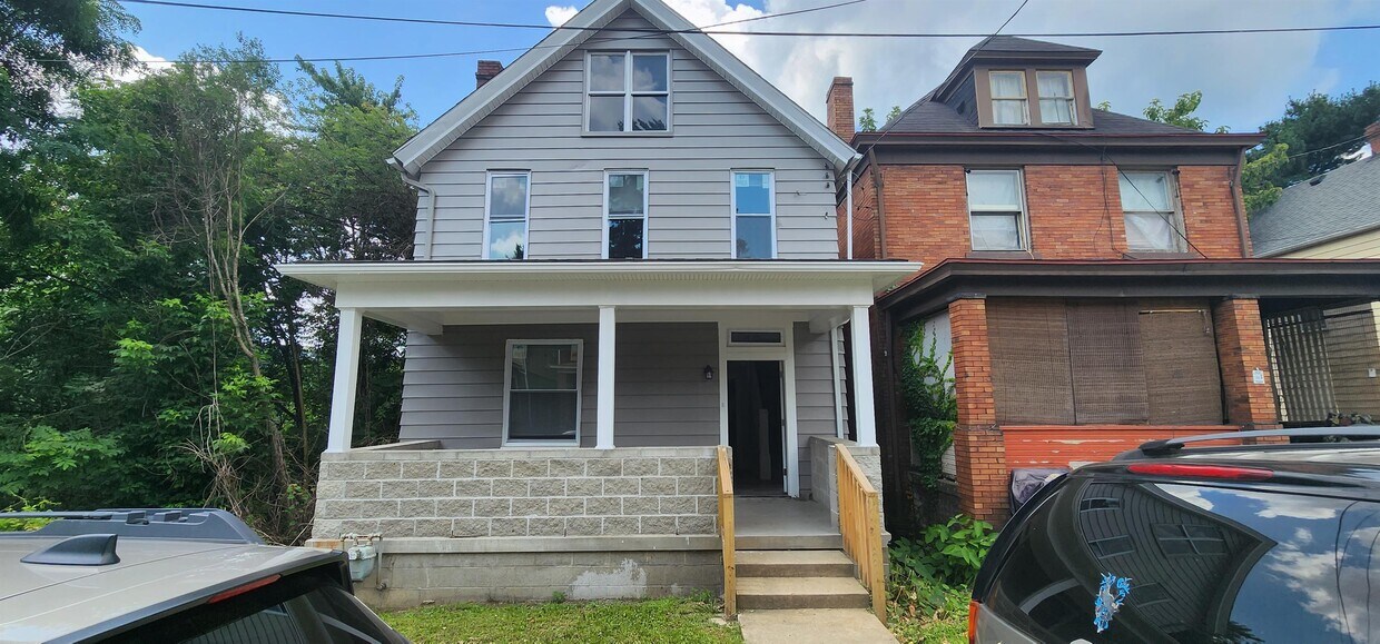Foto principal - 2739 Bergman St