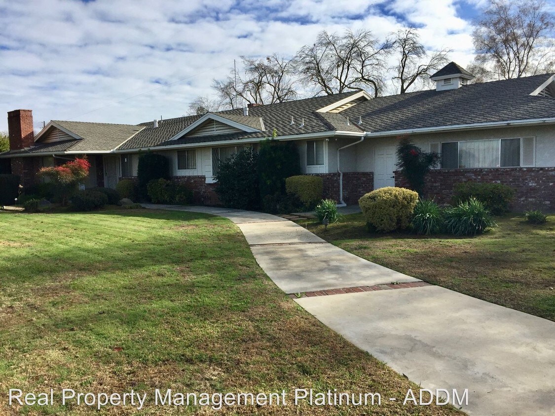 Primary Photo - 2717 E Alluvial Ave