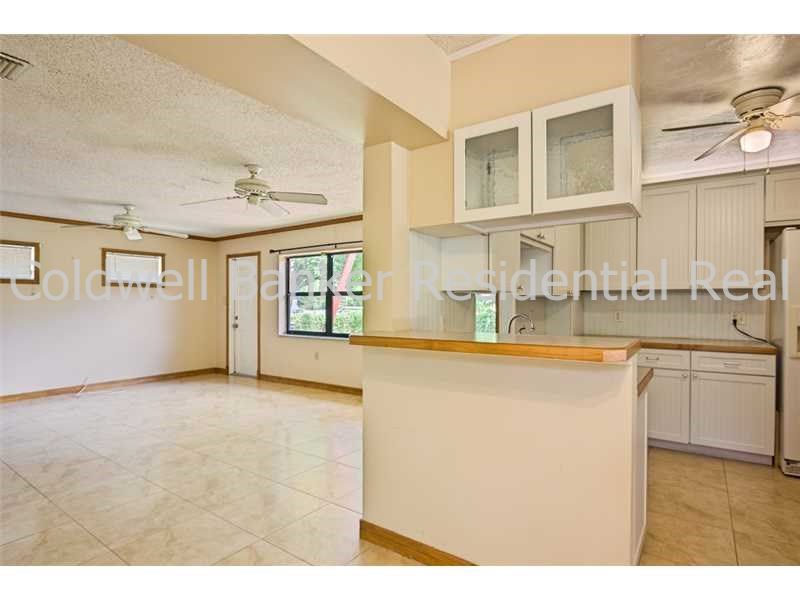 Primary Photo - 123 NE 29th St