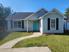 Building Photo - 313 Sawgrass Dr