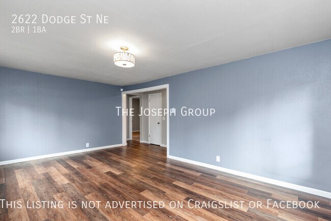 Building Photo - Charming 2BD/1BA Home in Manette!