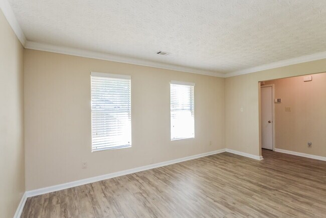 Foto del edificio - 4422 Cedar Ridge Trail