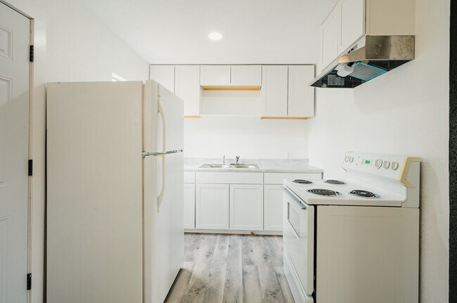 Foto del edificio - 3106 Eisenhower Rd