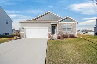 Building Photo - 4170 Cheyenne Ct