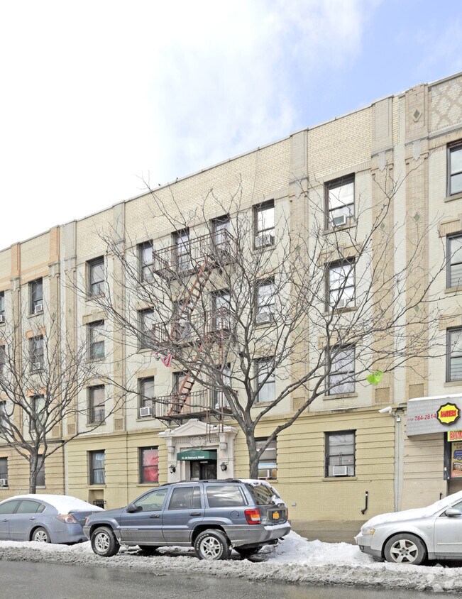 Primary Photo - 35-48 Steinway St