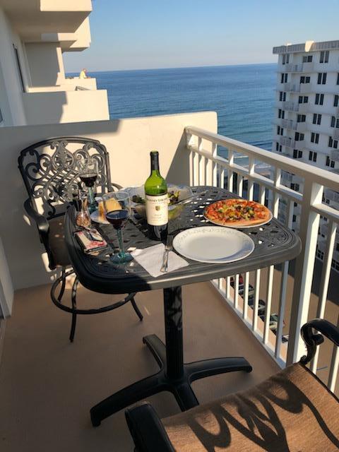 Foto del edificio - 3215 S Ocean Blvd