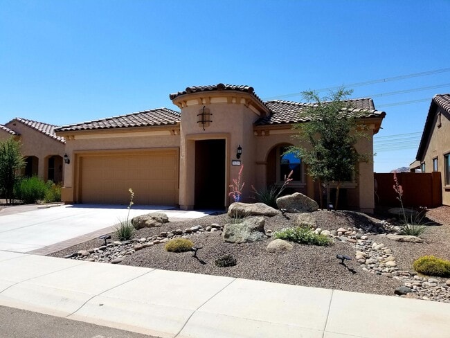 Building Photo - 26237 W Matthew Dr