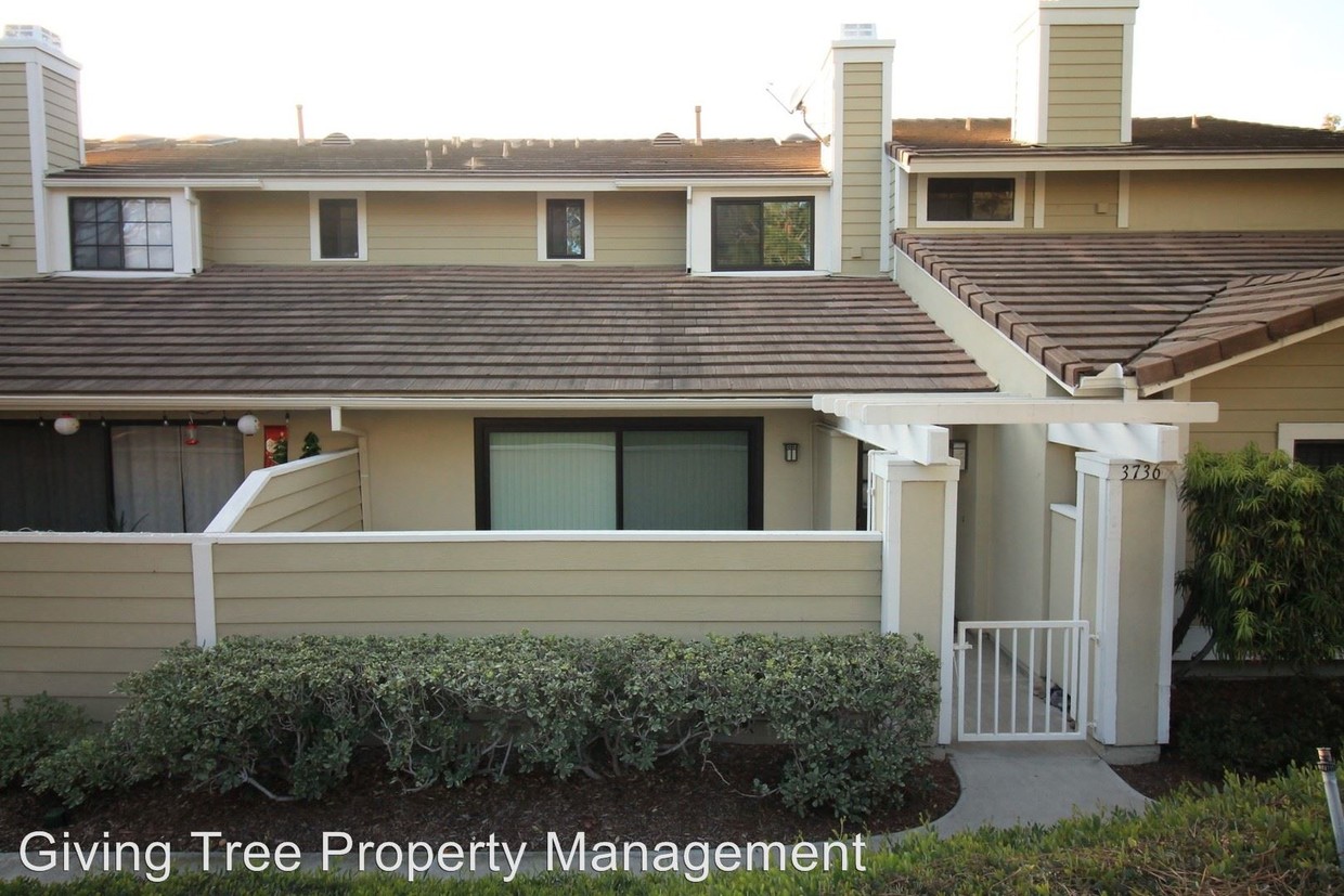 Foto principal - 3 br, 2.5 bath House - 3736 Carmel View Rd