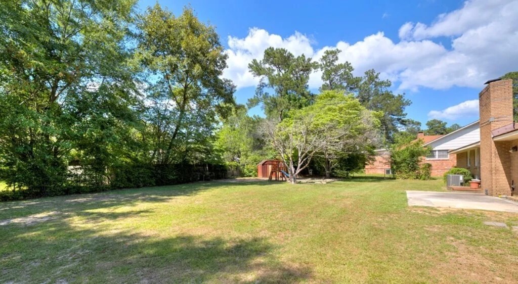 Foto del edificio - 1050 Dover Cir