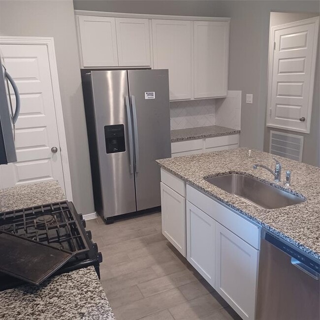 Building Photo - 5710 Tabula Rasa Dr