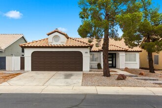 Building Photo - 4818 Carefree Dr