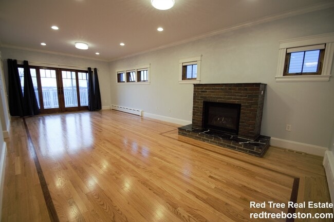 Foto del edificio - 64 Langley Rd