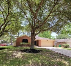 Building Photo - 2218 Wickburn Dr
