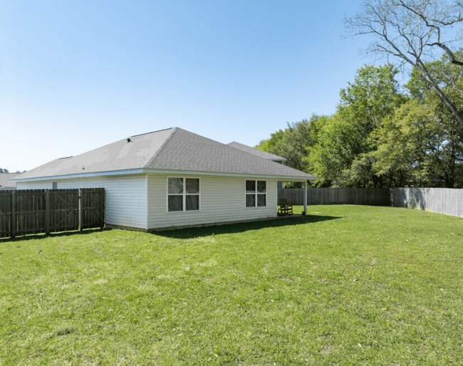 Building Photo - Rock Ridge Estates