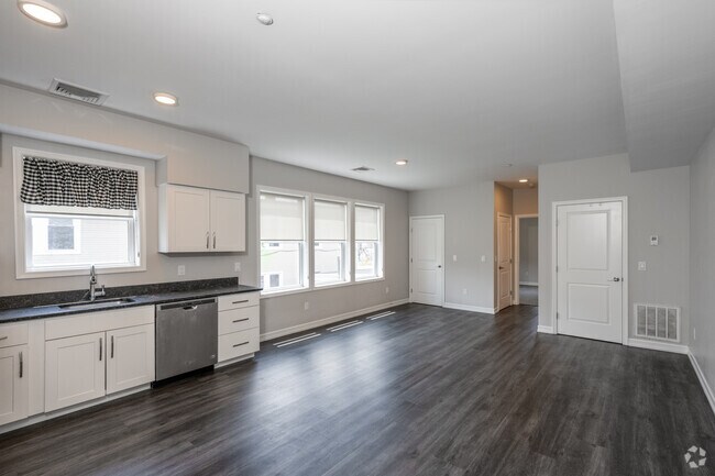 1BR, 1BA - 640SF - Kitchen/Dining Room/Living Room - The Bradford