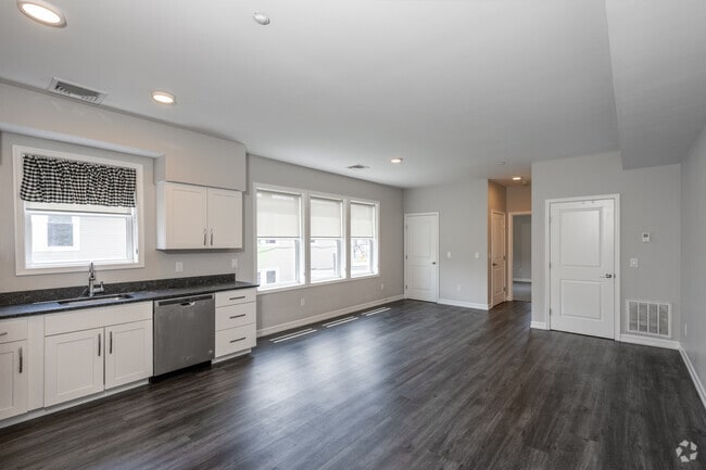 1BR, 1BA - 640SF - Kitchen/Dining Room/Living Room - The Bradford