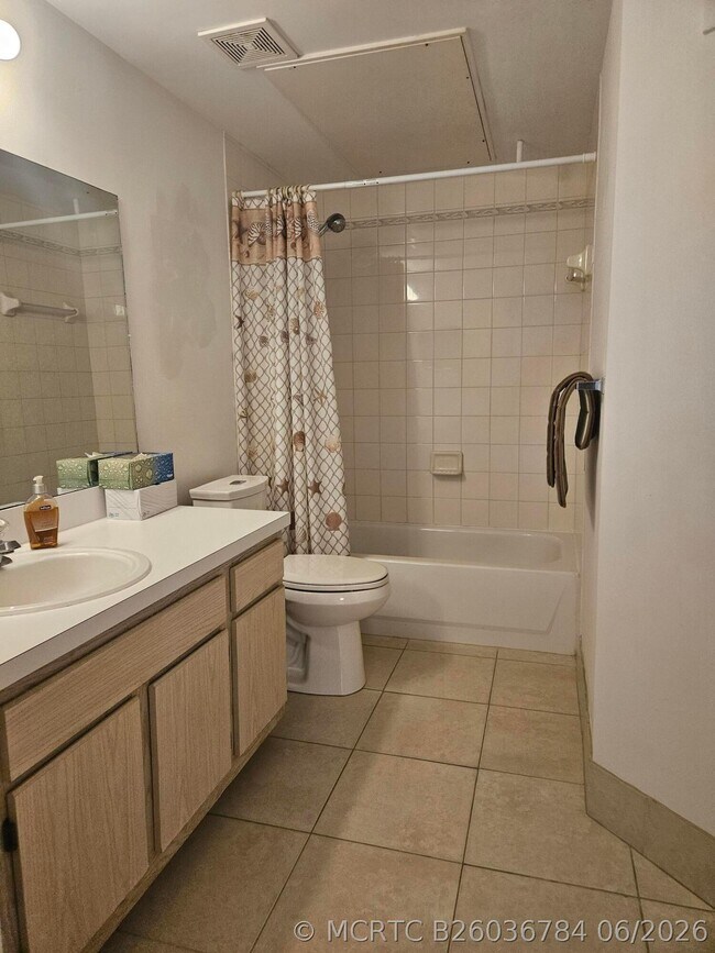 Building Photo - 781 SW 148th Ave