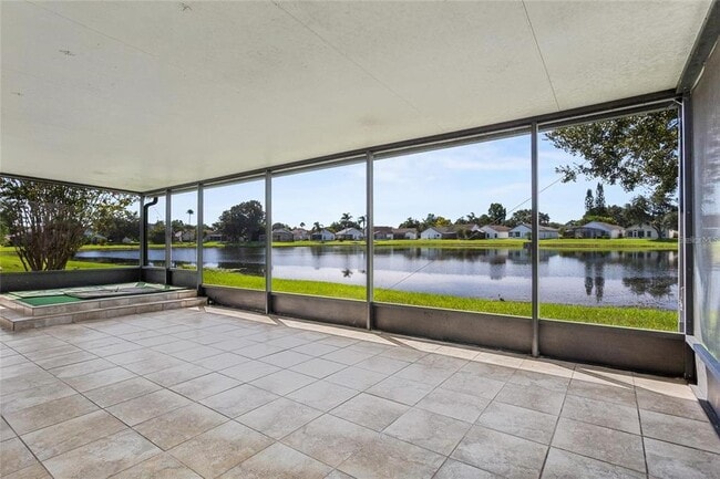 Building Photo - 5673 Parkview Lake Dr