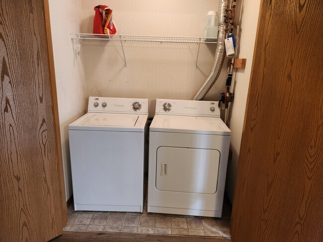 Laundry - 1008 S First St