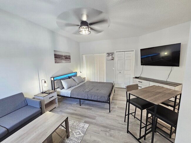 Foto del edificio - 8366 Mulligan Cir