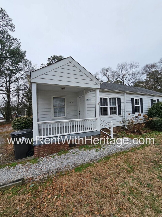 Foto del edificio - 8657 Campbellton St